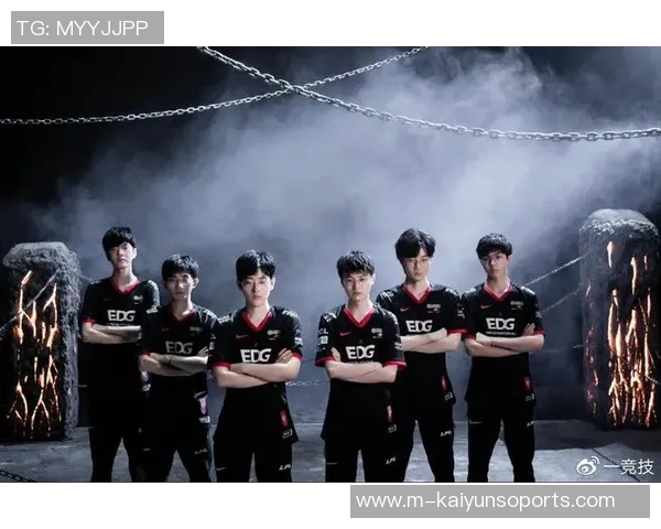 闪电足球俱乐部崛起之路探索团队精神与竞技实力的完美结合